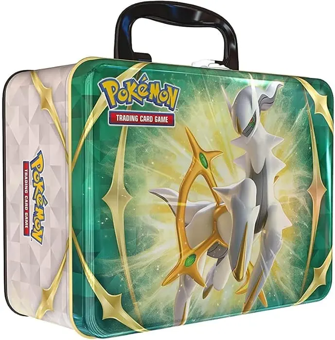 Pokemon TCG: Collector Chest Spring 2022 - Rowlet, Cyndaquil, Oshawott