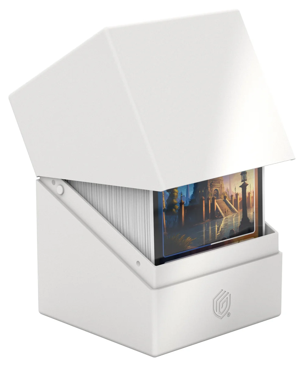 Ultimate Guard Boulder 100+ rigid deck box shown open