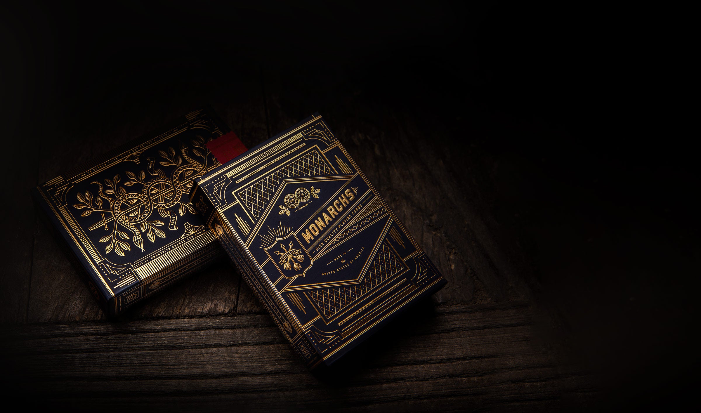 Best Premium Playing Cards for Cardistry & Collectors (2026)