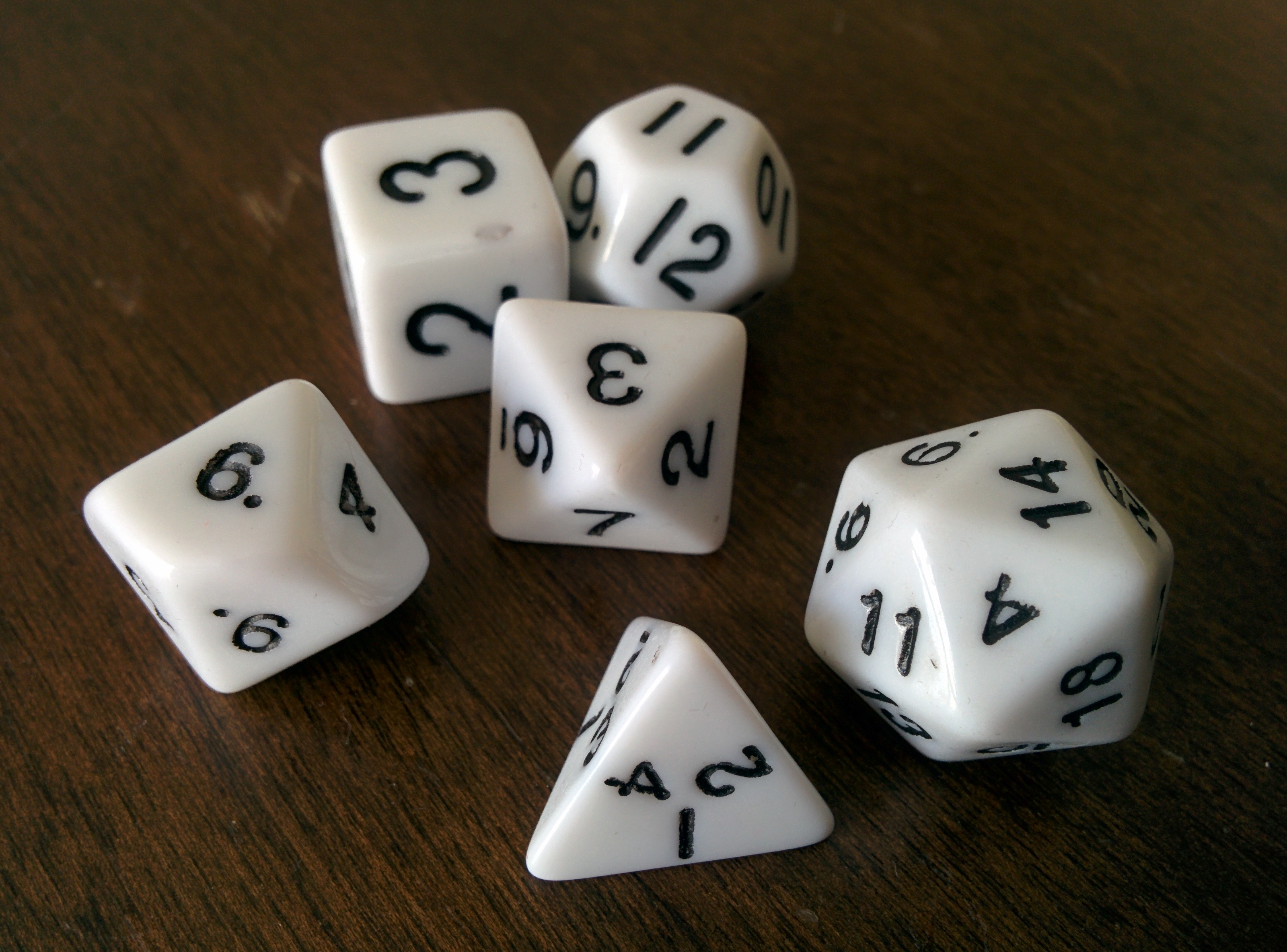 A Polyhedral Dice Set (d4 / d6 / d8 / d10 / d12 / d20 + percentile)